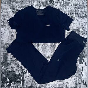 Figs Navy Scrub Set